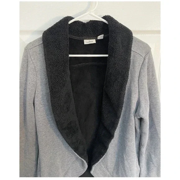 LL Bean I M - Picture 2 of 9